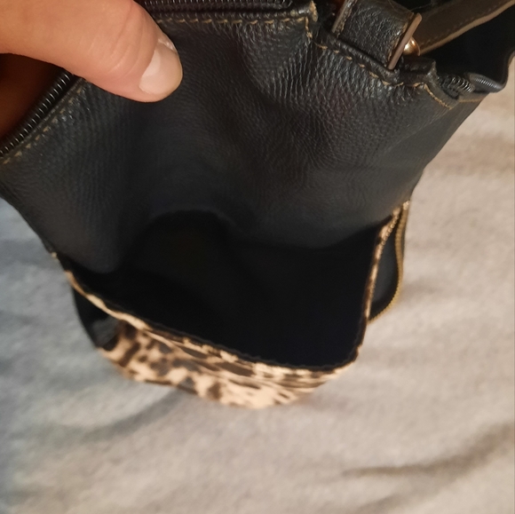 Handbag - Picture 2 of 2